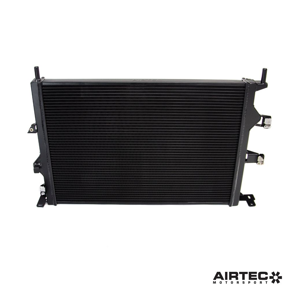Aggiornamento del radiatore AIRTEC Motorsport per Ford Focus Mk3 RS - dettaglio 4