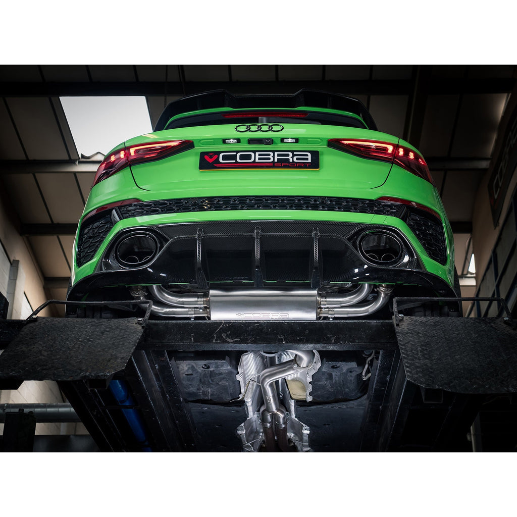 Audi RS3 8Y con scarico Cobra Sport montato