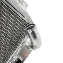 Carica l'immagine nel visualizzatore di Gallery, Radiatore maggiorato in alluminio Cooling Solutions per Datsun 240Z e 260Z S30