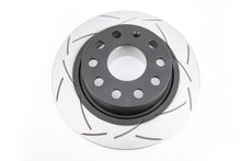 Carica l'immagine nel visualizzatore di Gallery, Kit dischi e pastiglie Street Performance T2 scanalato - Seat Leon (5F) 2013-2020 / Seat Leon X-PERIENCE 2014-2020 / Skoda Octavia (5E) 2013-2020 / Volkswagen Caddy 2015-2020 (+3 modelli)