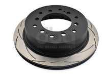 Carica l'immagine nel visualizzatore di Gallery, Kit dischi e pastiglie Street Performance T2 scanalato - Toyota Landcruiser GRJ120 2003-2008 / Toyota Landcruiser KDJ120 2003-2009 / Toyota Landcruiser KDJ125 2003-2009 (+8 modelli)