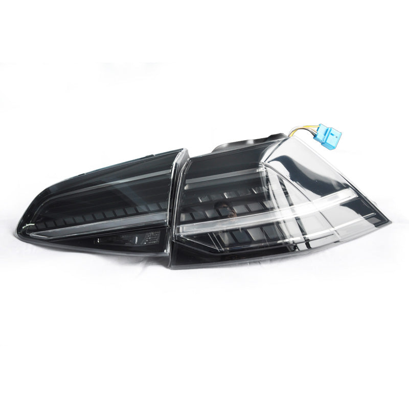 Fanali Posteriori LED SK-Import Neri Freccia Dinamica Volkswagen Golf Mk7 (Esclusa Variant)