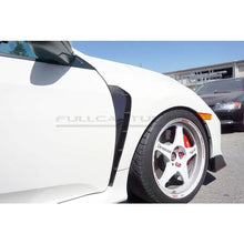 Carica l'immagine nel visualizzatore di Gallery, CarbonWorks Prese d'aria parafanghi anteriori in carbonio per Honda Civic Type R FK8/FK7 2017-2023 - foto 1