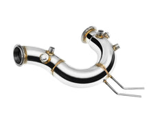 Carica l'immagine nel visualizzatore di Gallery, Dettaglio del downpipe FMIC.Pro per Seat Leon Mk3 2.0 TDI