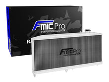 Carica l'immagine nel visualizzatore di Gallery, Radiatore Racing FMIC.Pro Honda Civic K20 Swap XXL 96-00 - vista principale
