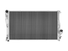 Load image into Gallery viewer, Radiatore Racing FMIC.Pro BMW E90 E91 E92 E93 335i - vista laterale