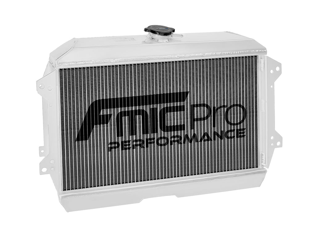 Radiatore Racing FMIC.Pro per Datsun 240Z (S30) 70-73 - vista laterale