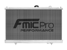 Load image into Gallery viewer, Radiatore Racing FMIC.Pro per Mitsubishi Lancer Evolution 4 5 6 - dettaglio core