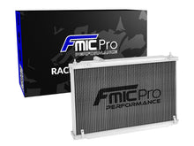 Carica l'immagine nel visualizzatore di Gallery, Radiatore Racing FMIC.Pro Nissan GT-R R35 - dettaglio core