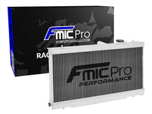 Carica l'immagine nel visualizzatore di Gallery, Radiatore Racing FMIC.Pro per Subaru Impreza WRX/STI 2001-2007 - vista frontale