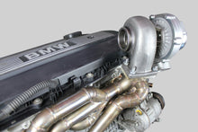 Carica l'immagine nel visualizzatore di Gallery, Collettore Turbo BMW M50/M52/M54 Top Mount Tubolare Inox T3 (No E36) - foto 3