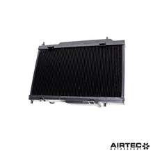 Load image into Gallery viewer, Aggiornamento radiatore AIRTEC Motorsport per Fiesta Mk7 ST180 - dettaglio 3