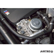 Carica l'immagine nel visualizzatore di Gallery, Tappo alloggiamento filtro olio AIRTEC Motorsport per BMW N20/N52/N54/N55/S55 - dettaglio 5
