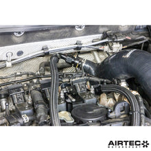 Load image into Gallery viewer, Kit di sfiato AIRTEC Motorsport per VW Golf R Mk7 - dettaglio 8