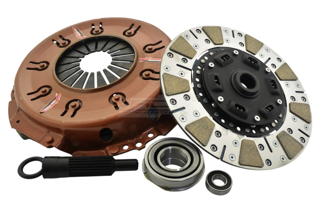 Kit frizione Xtreme Performance rinforzato ceramico ammortizzato - carico 700 kg (incremento del 20%) - coppia 490 Nm - Hyundai H-1 2000-2004 / Hyundai H-1 / STAREX 1997-2004 / Hyundai H100 1999-2004 / Mitsubishi Starion A187A 1987-1990
