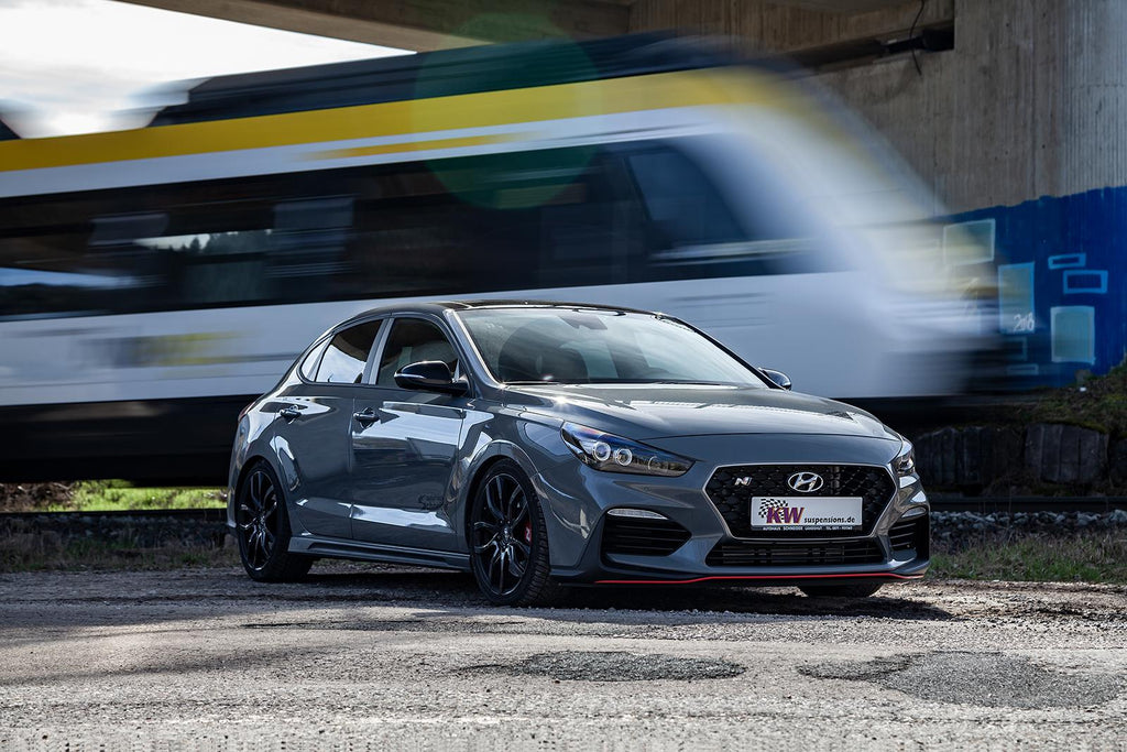 Assetto a ghiera KW V3 per Hyundai i30/Elantra GT PD (2016-2020) - auto di riferimento