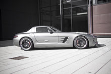 Carica l'immagine nel visualizzatore di Gallery, Assetto a ghiera KW V3 per Mercedes SLS AMG C197/R197 (2010-2014) - auto di riferimento