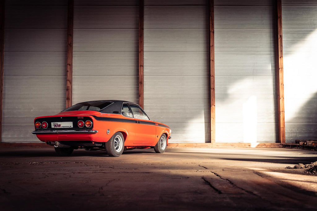 Assetto a ghiera KW V3 per Opel Manta A (1970-1975) - auto di riferimento