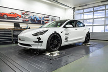 Carica l'immagine nel visualizzatore di Gallery, Assetto a ghiera KW V3 per Tesla Model 3 (2017-) - auto di riferimento