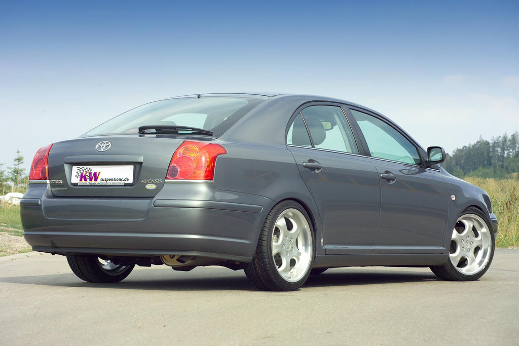 Assetto a ghiera KW V3 per Toyota Avensis T25 (2003-2009) - auto di riferimento