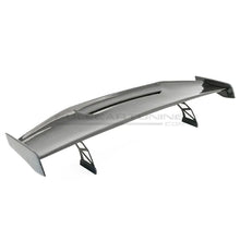 Carica l'immagine nel visualizzatore di Gallery, CarbonWorks Spoiler posteriore MAD Style in carbonio per BMW M2 F87 dal 2015, M3 F80 2014-2018 e M4 F82/F83 2014-2022 - foto