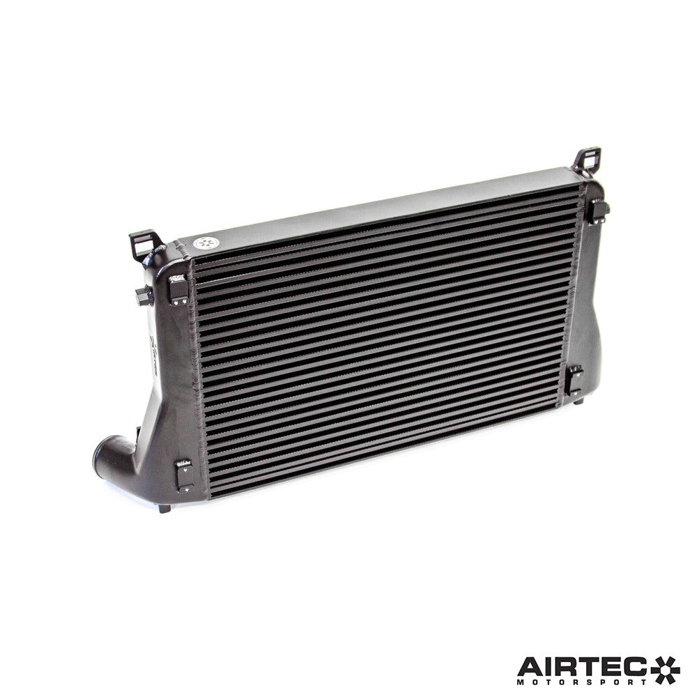 Aggiornamento intercooler AIRTEC Motorsport per motore 1.8 / 2.0 TSI EA888 Gen 4 - dal 2020 in poi - dettaglio 3