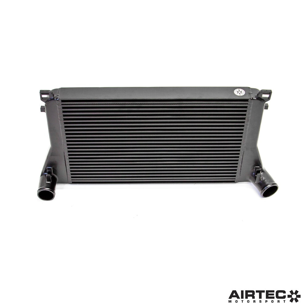 Aggiornamento intercooler AIRTEC Motorsport per motore 1.8 / 2.0 TSI EA888 Gen 4 - dal 2020 in poi - dettaglio 4