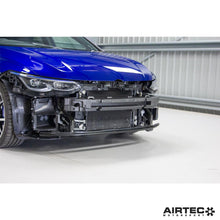 Carica l'immagine nel visualizzatore di Gallery, Aggiornamento intercooler AIRTEC Motorsport per motore 1.8 / 2.0 TSI EA888 Gen 4 - dal 2020 in poi - dettaglio 8