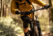Load image into Gallery viewer, OZ E-Raid eMTB in azione
