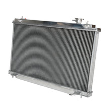 Carica l'immagine nel visualizzatore di Gallery, Dettaglio del pacco radiante del radiatore Cooling Solutions Nissan 350Z