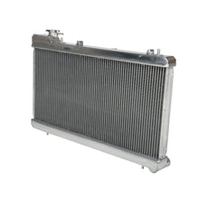 Carica l'immagine nel visualizzatore di Gallery, Pacco radiante a tre ranghi del radiatore Cooling Solutions per Subaru Forester Turbo