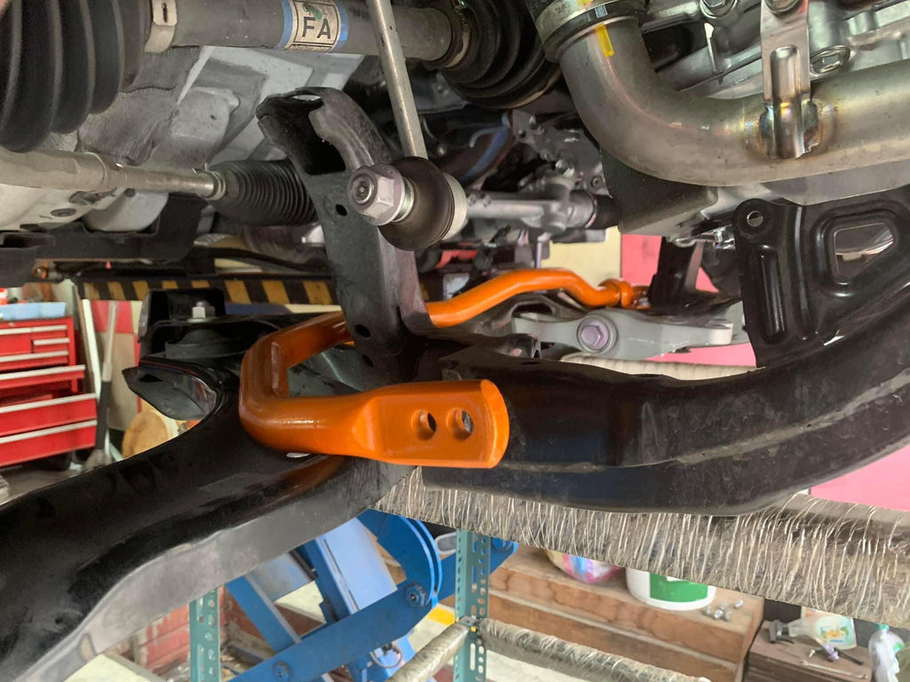 Barra antirollio anteriore SWAVE & SUMMIT da 27 mm per Toyota Yaris GR - dettaglio 3