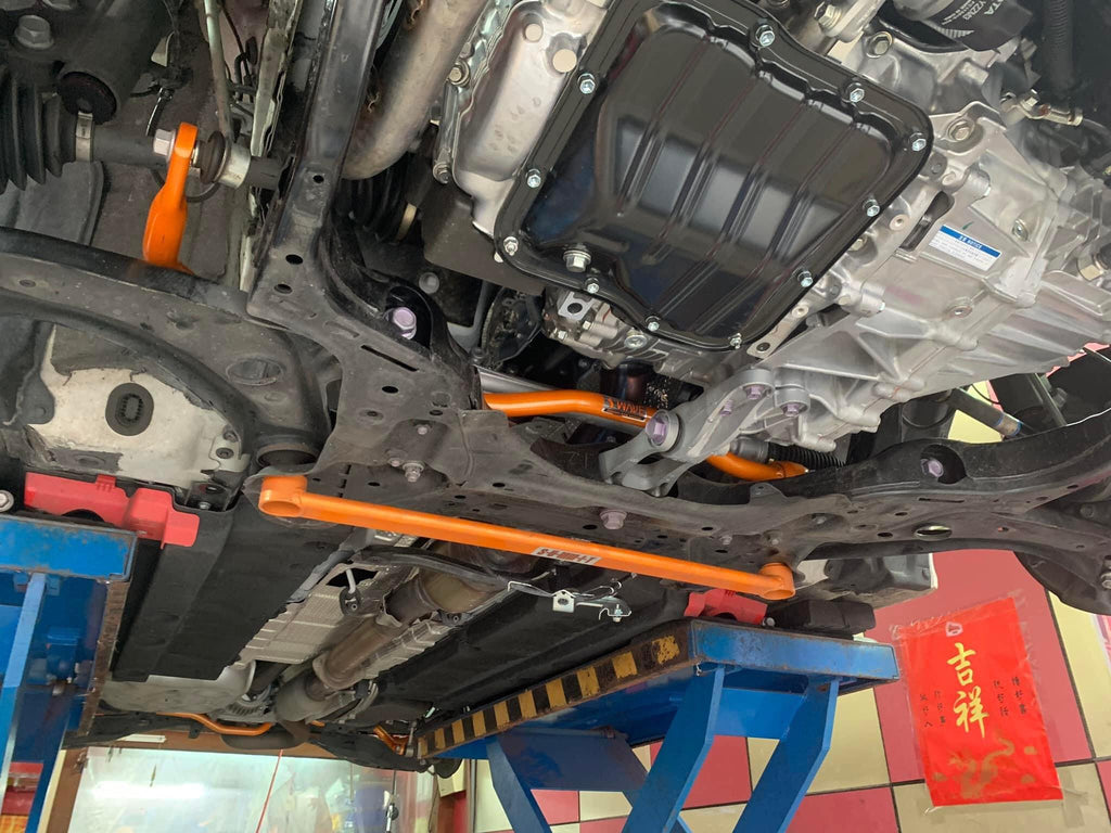 Barra di ancoraggio inferiore anteriore SWAVE & SUMMIT (2 punti) per Toyota Yaris GR - dettaglio 3