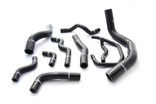Carica l'immagine nel visualizzatore di Gallery, Dettaglio tubi in silicone Cooling Solutions per motore Nissan SR20DET Black Top