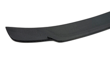 Carica l'immagine nel visualizzatore di Gallery, Alettone BMW F22/F87 Carbonio BMW F22 / F23