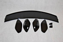 Carica l'immagine nel visualizzatore di Gallery, Alettone Mercedes W177 Look AMG Nero lucido Mercedes W177