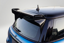 Carica l'immagine nel visualizzatore di Gallery, Alettone Mini Cooper R56 look GP Carbonio Mini R56