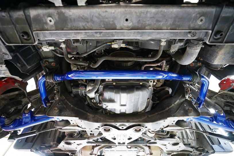 Barra antirollio anteriore Hardrace Infiniti G V35 e Nissan 350Z Skyline V35 – 36 mm, 3 pezzi – foto 2