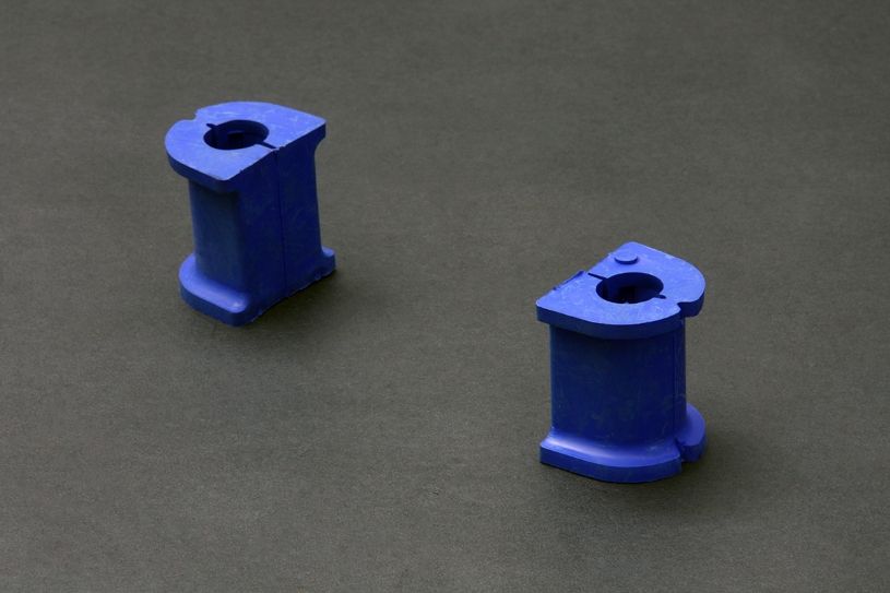 Boccole barra antirollio anteriore 18 mm Hardrace Mitsubishi Eclipse e Galant – kit 2 pezzi – foto 1