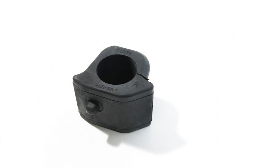 Boccole di ricambio per barra stabilizzatrice anteriore Hardrace Lexus NX e Toyota Alphard / Vellfire e Previa / Estima – 2 pezzi – foto 2