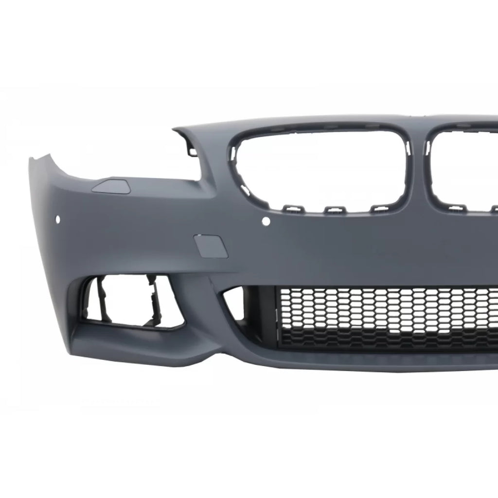 Body kit per BMW Serie 5 F10 berlina LCI (2015-2017) con Minigonne e Fendinebbia copertura M-Tech design