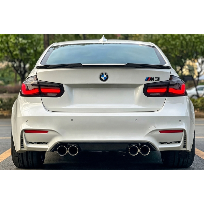 Body Kit BMW Serie 3 F30 Allargato Look M3 F80 BMW Serie 3 F30