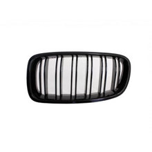 Carica l'immagine nel visualizzatore di Gallery, Body kit con Griglie centrali nere lucide per BMW F11 Serie 5 Touring 2011-2013 M-Performance design