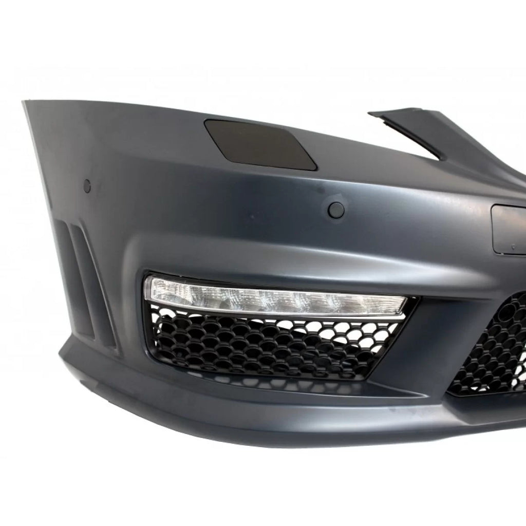 Body kit per Mercedes Classe S W221 (2005-2012) paraurti con Terminali di scarico e Minigonne S63 S65 design