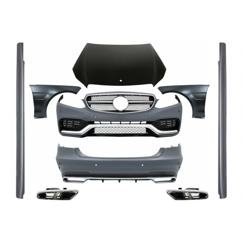 Body kit per Mercedes W212 Classe E restyling (2013-2016) E63 design con Terminali di scarico