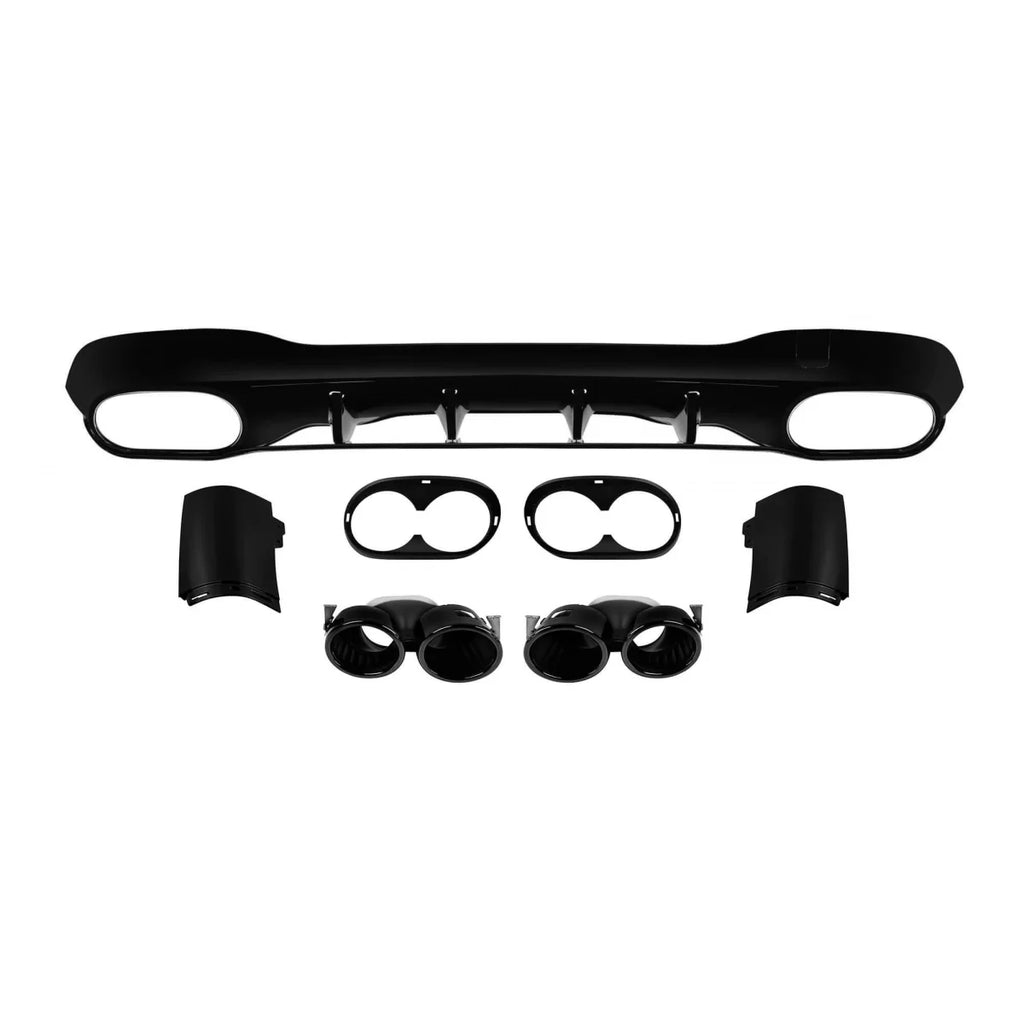 Diffusore stile CLA45 con nero terminali per posteriore A design paraurti on Mercedes CLA C118 dal 2019, Nero lucido