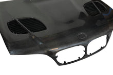 Carica l'immagine nel visualizzatore di Gallery, Cofano Carbonio BMW E46 '02-06 2P. Look M3 GTR C/T BMW E46
