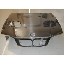 Load image into Gallery viewer, Cofano in Carbonio BMW Serie 3 E46 &#39;02-06 4P. M3 GTR C/T