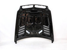 Carica l'immagine nel visualizzatore di Gallery, Cofano Carbonio BMW E70 / E71 2006-2012 Con Prese BMW E70,E71