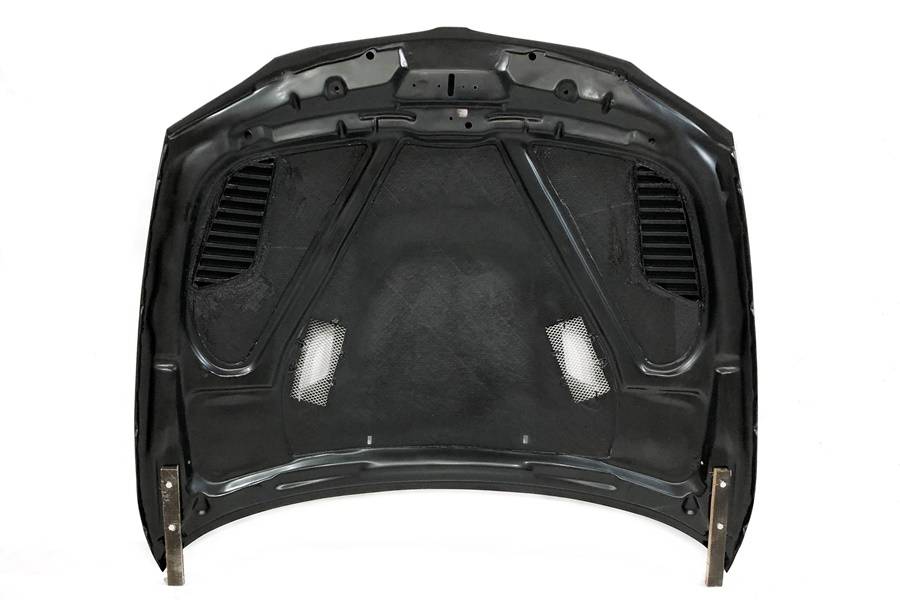 Cofano Carbonio BMW E81 / E82 / E87 / E88 Look M3 GTR 4 Prese BMW E82,E88